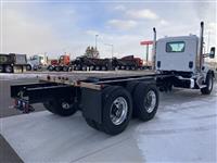 2025 Kenworth T880