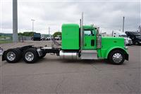 2021 Peterbilt 389