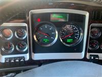 2022 Kenworth W900L