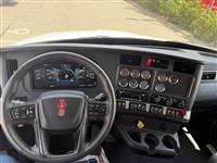 2026 Kenworth T880