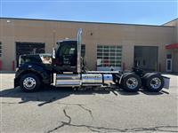 2026 Kenworth W990