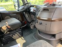 2018 Volvo VNL64T300