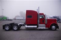 2022 Peterbilt 389