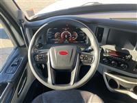 2023 Peterbilt 579