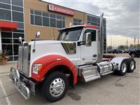 2024 Kenworth W990