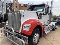 2024 Kenworth W990