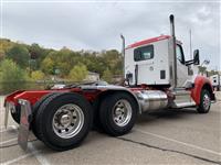 2024 Kenworth W990