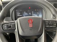 2024 Kenworth W990
