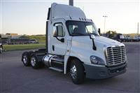 2017 Freightliner CA125DC