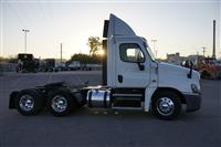 2017 Freightliner CA125DC