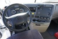 2018 Freightliner CA125DC