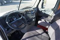 2018 Freightliner CA125DC