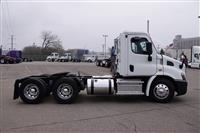 2019 Freightliner CA113DC