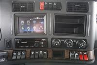 2023 Kenworth W990