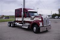 2023 Kenworth W990