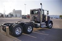 2022 Peterbilt 389