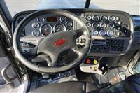 2022 Peterbilt 389