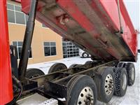 2010 Freightliner FLD120