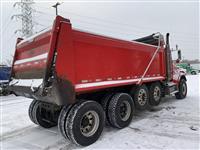 2010 Freightliner FLD120