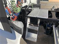 2022 Kenworth T680