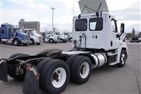 2018 Freightliner CA125DC