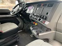 2020 Kenworth T680