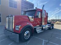 2027 Kenworth W990