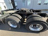 2025 Kenworth T680 NEXT GEN