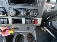 2025 Kenworth T680 NEXT GEN