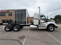 2026 Kenworth T880