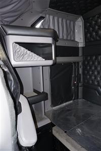 2025 Kenworth W900L