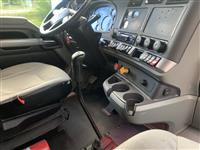 2020 Kenworth T680