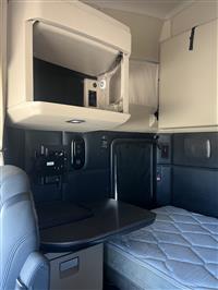 2022 Kenworth T680