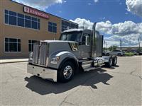 2027 Kenworth W990