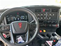 2027 Kenworth W990