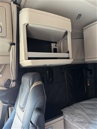 2027 Kenworth T680