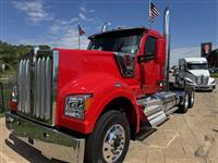 2027 Kenworth W990