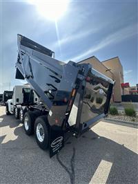 2027 Kenworth T880
