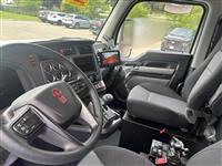 2027 Kenworth T880