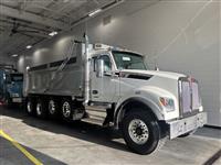 2027 Kenworth T880