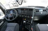 2023 Kenworth T880
