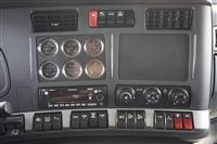 2023 Kenworth T880