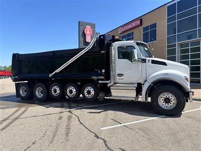 2027 Kenworth T880