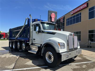 2027 Kenworth T880