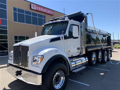 2025 Kenworth T880