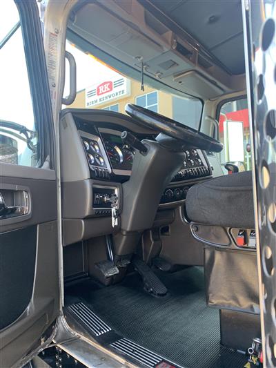2019 Kenworth T800