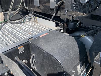 2023 Peterbilt 579
