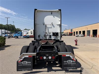 2023 Kenworth T680