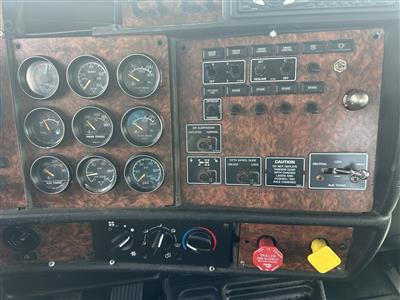 2006 Kenworth T800W