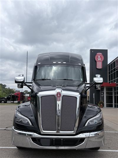 2027 Kenworth T680
